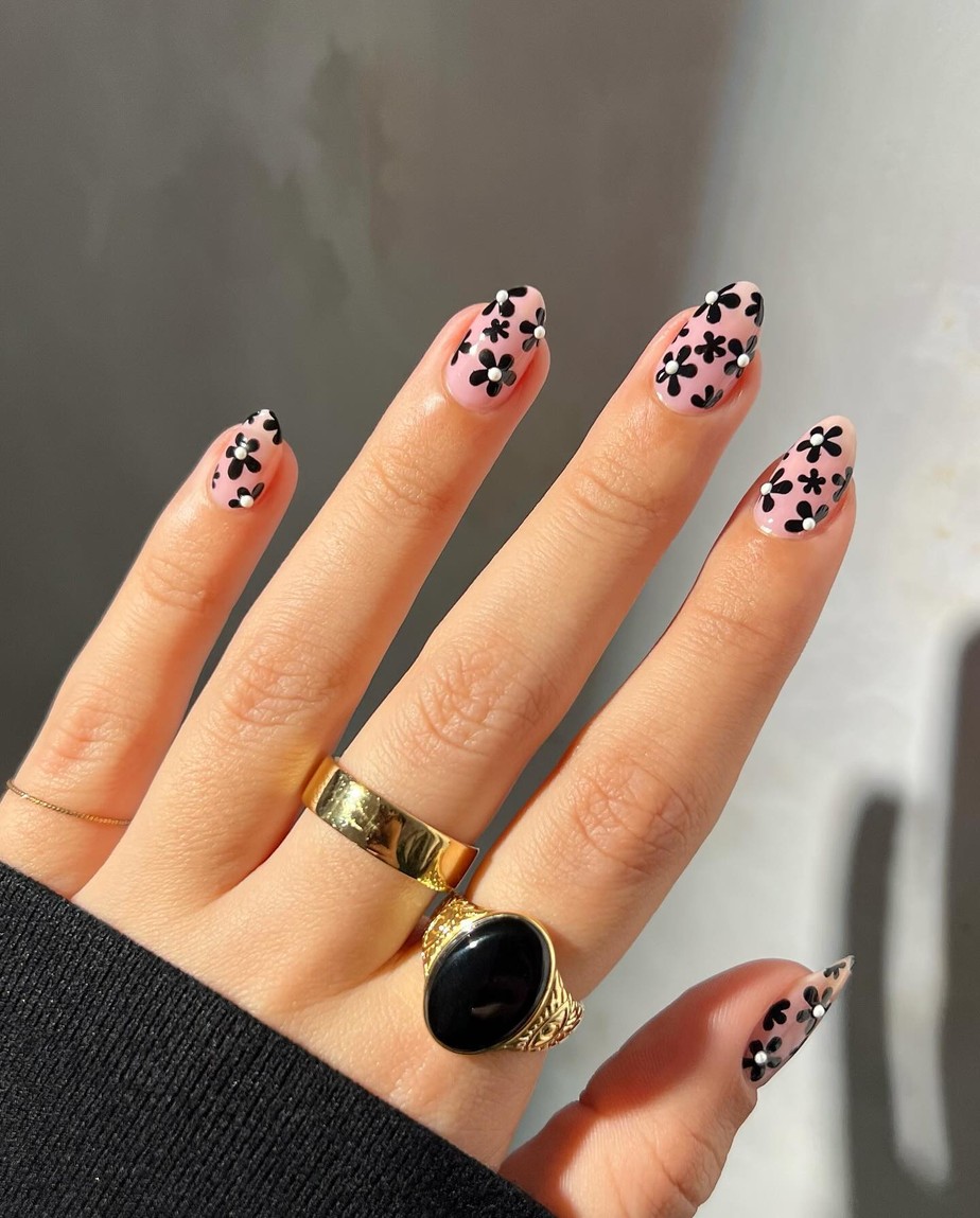 passo a passo lixar unha amendoada em casa