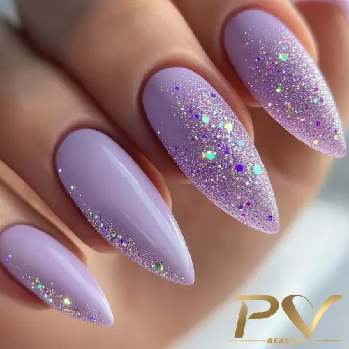 Dicas Essenciais para Aplicar Glitter nas Unhas sem Fazer Bagunça