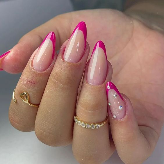 Unhas de Fibra vs. Acrigel: Qual a Melhor Opção para Você?