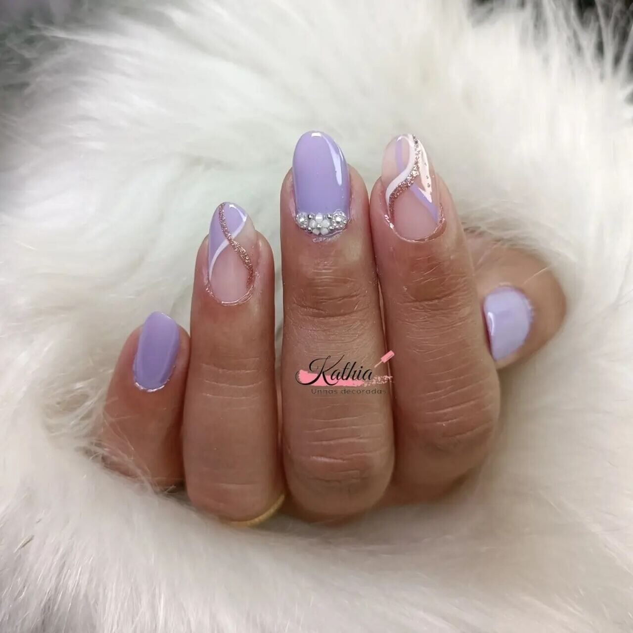 Guia Completo: Como Cuidar das Suas Unhas de Fibra de Vidro para Durarem Mais