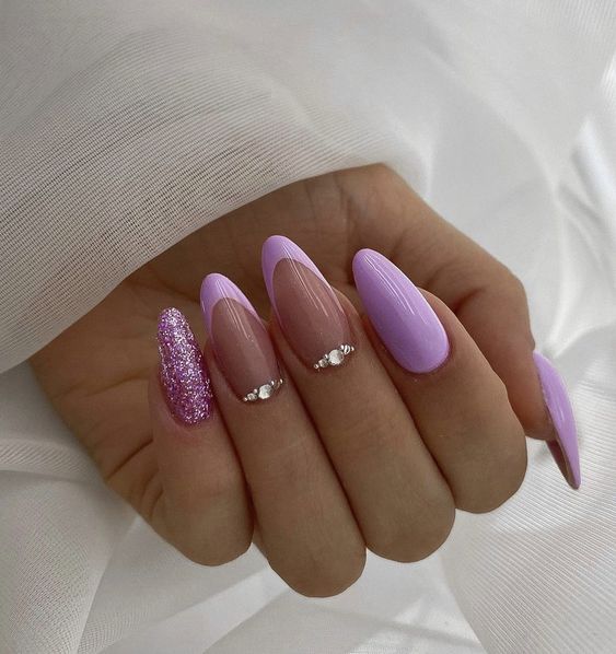 Tons de Lilás para Unhas de Gel: Do Pastel ao Lavanda Intenso
