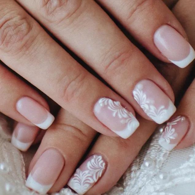 unhas de noiva