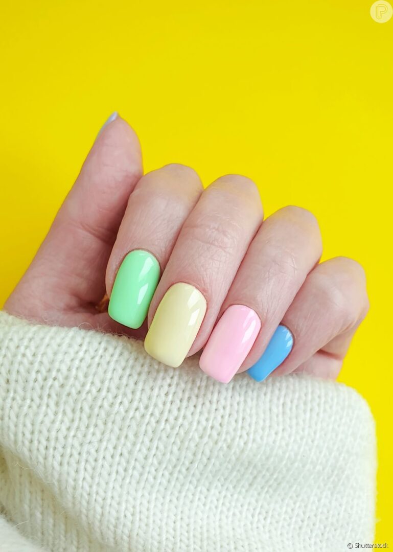 Minimalismo nas Unhas: A Tendência Soap Nails e Cores Translúcidas para 2026