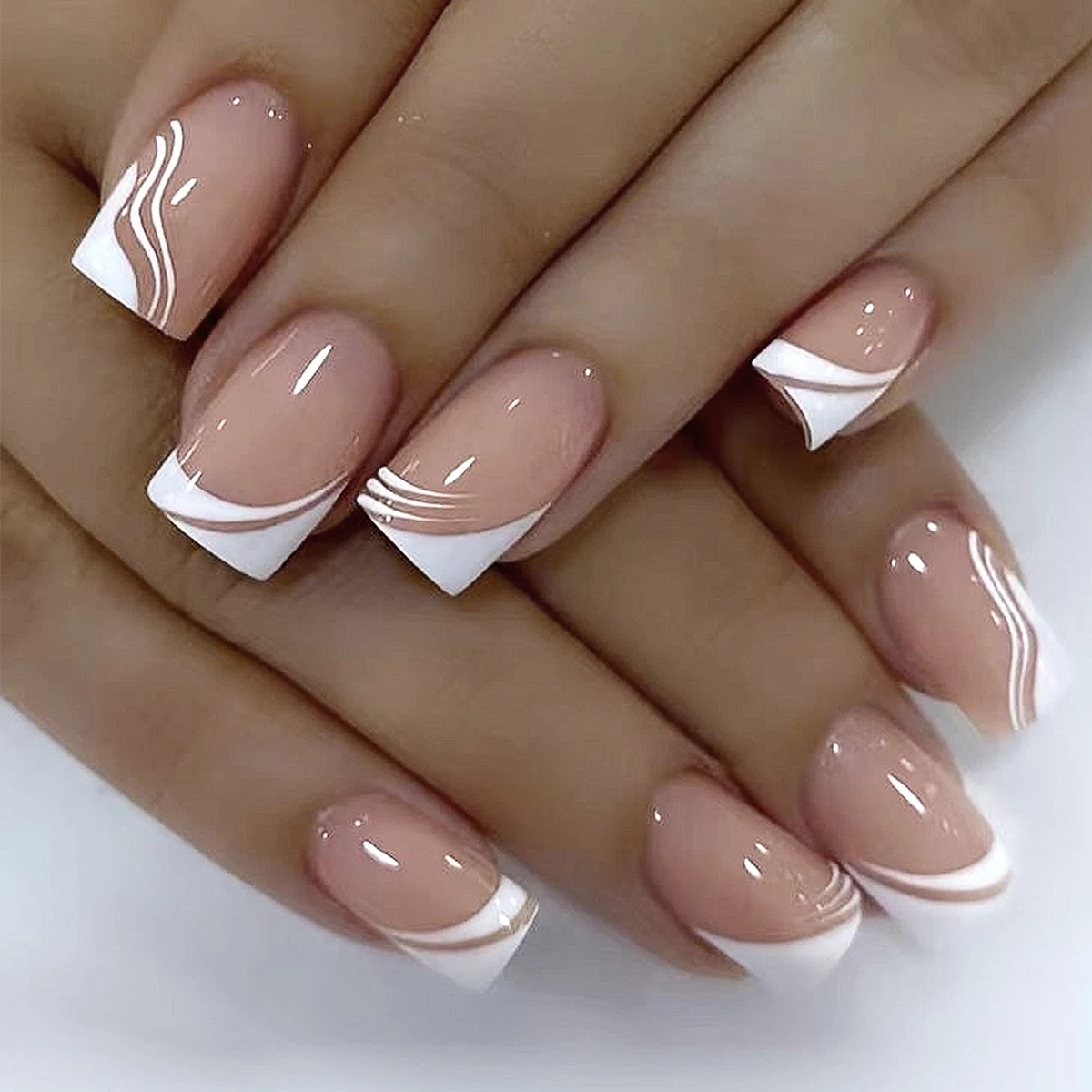 Minimalismo Geométrico nas Unhas: Tendências e Inspirações para 2026