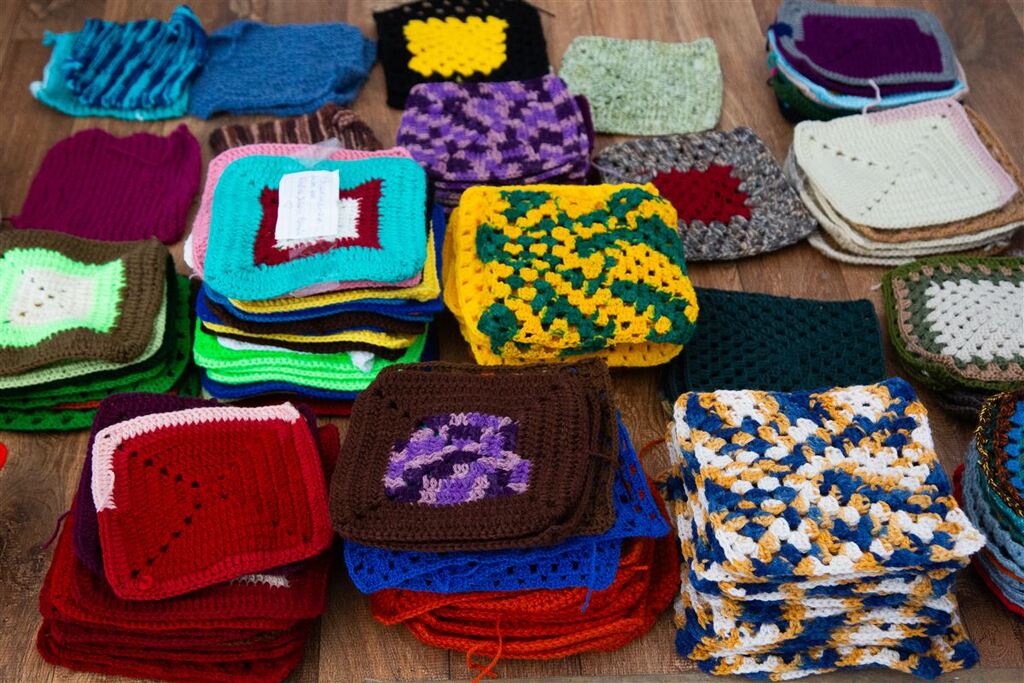 Join-As-You-Go: A Técnica Revolucionária para Unir Squares de Crochê Sem Cortar o Fio