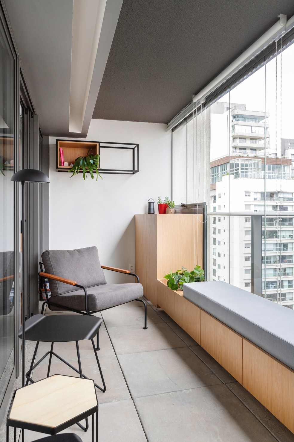 Varanda com Jardim: As Melhores Plantas e Ideias de Paisagismo