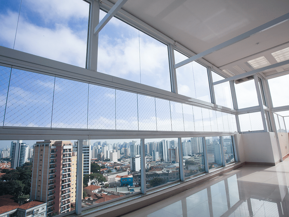 Como escolher a iluminação ideal para pé direito duplo