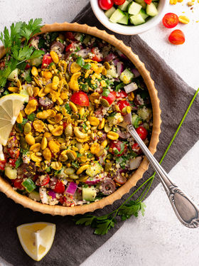 pratos gregos com vegetais de verão