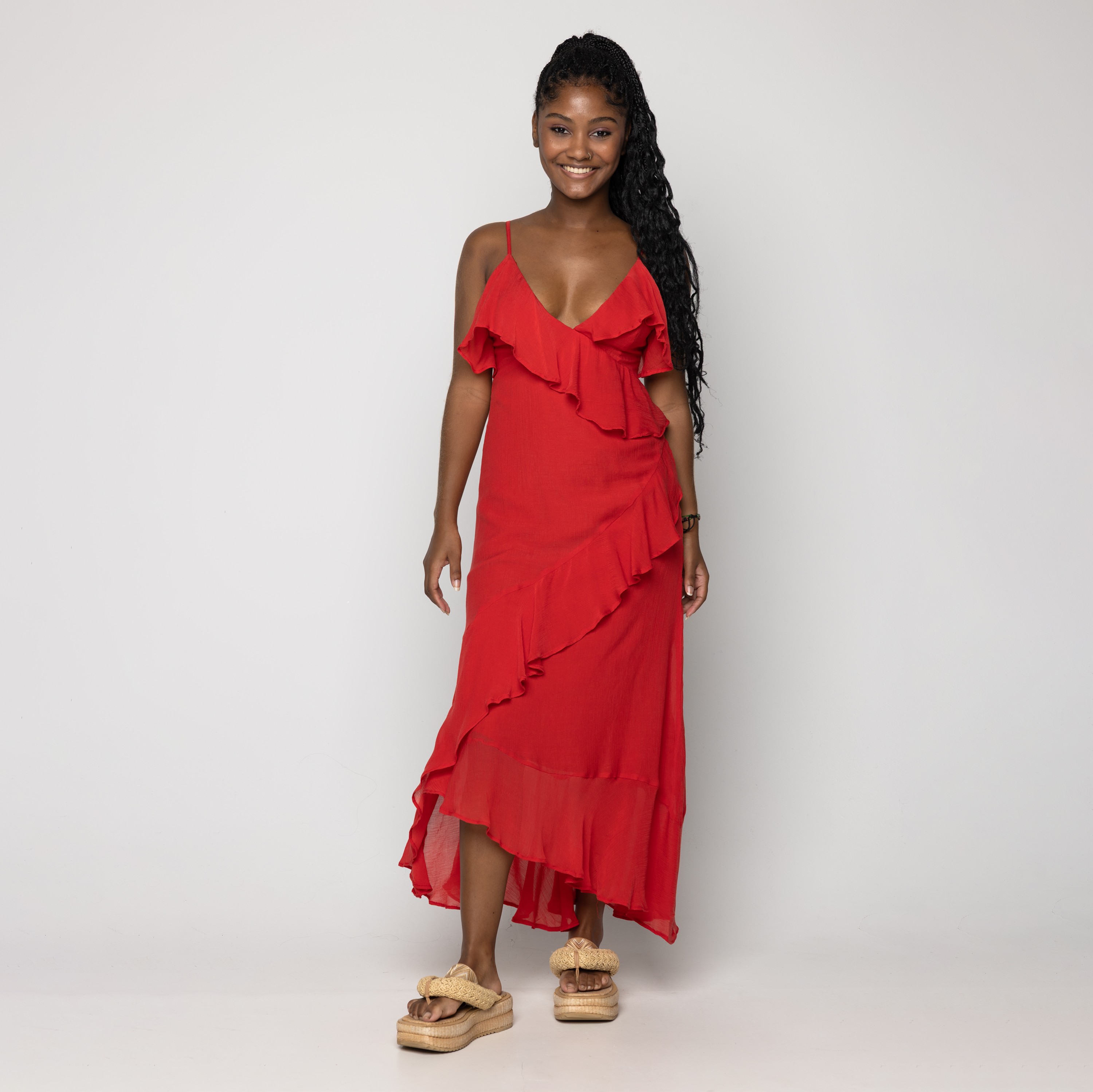 modelos de vestidos com babados modernos