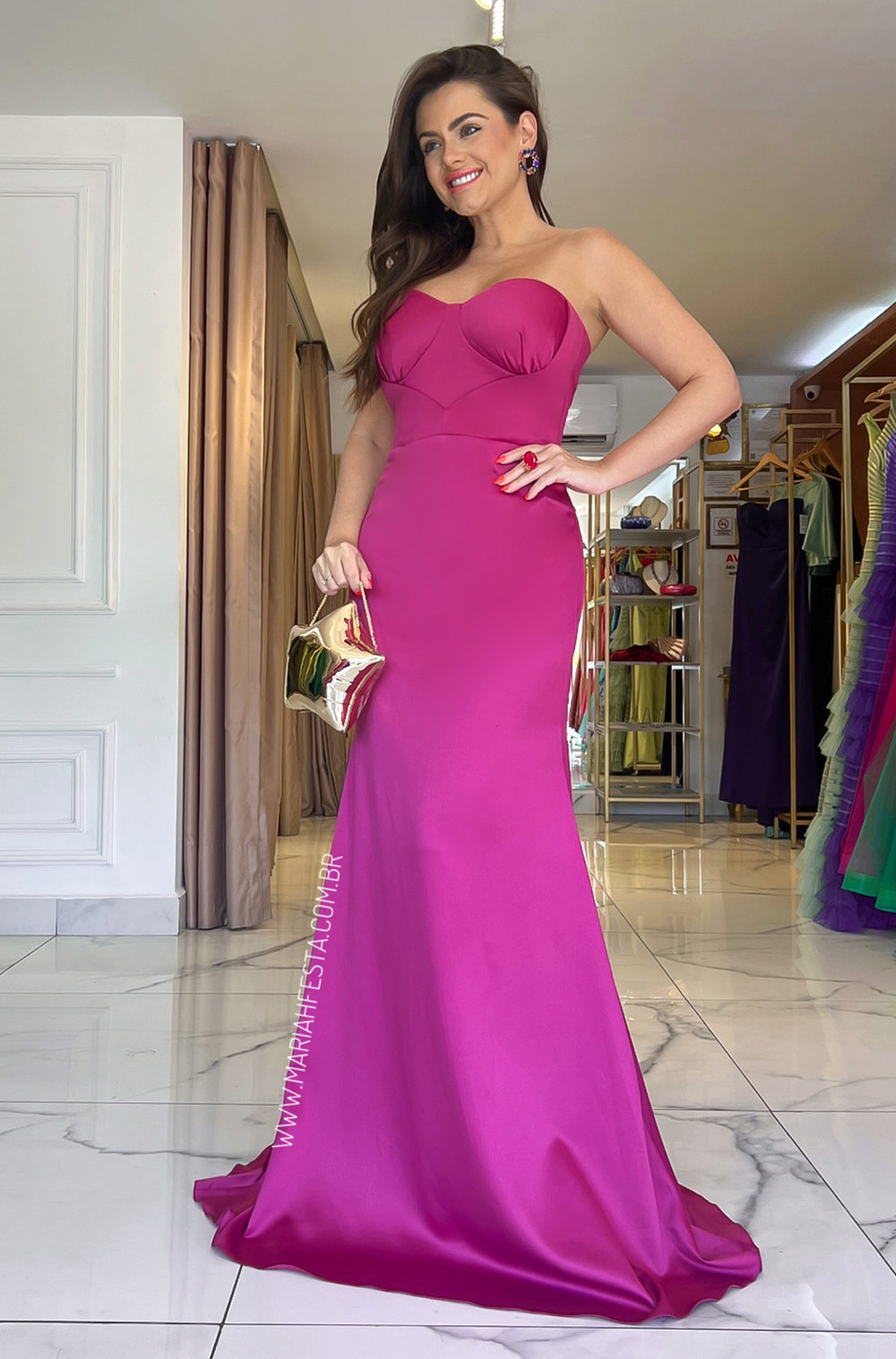 Vestidos de Seda Midi vs. Longos: Qual o Ideal para Você?