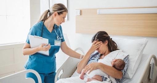 como lidar com a solidão após o parto