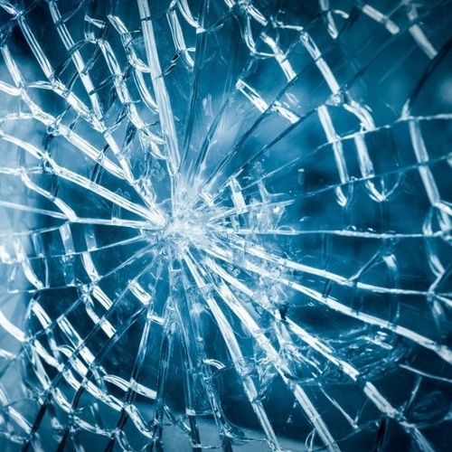 aplicações do vidro aramado na construção civil