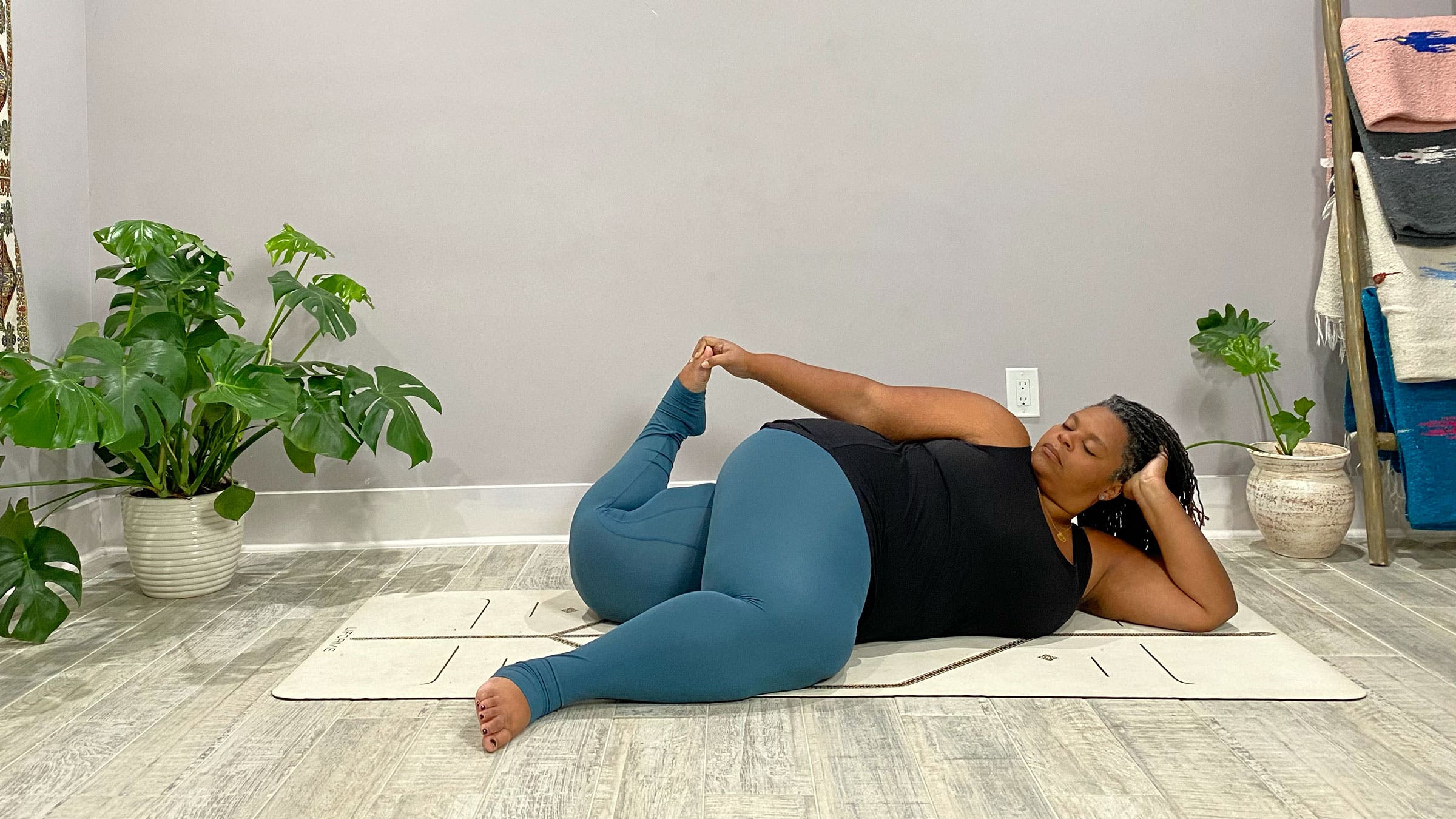 Guia Completo de Acessórios Essenciais para sua Prática de Yin Yoga