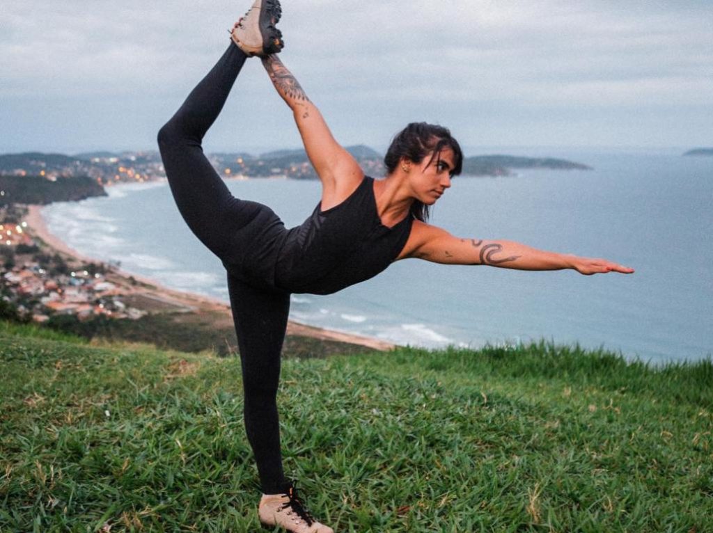 Equipamentos Essenciais para sua Sessão de Yoga Outdoor