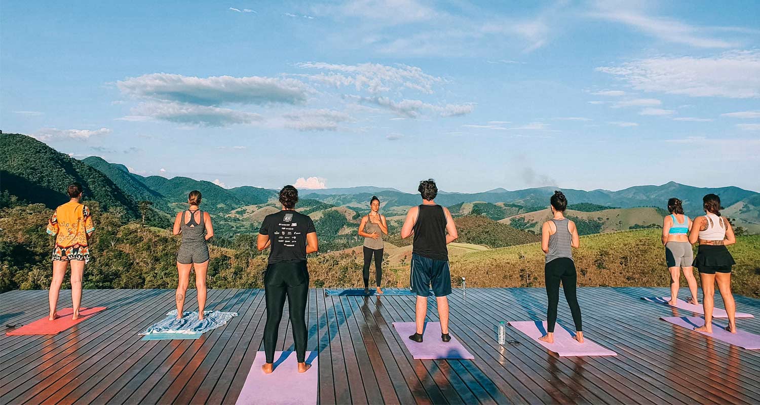 Os Melhores Parques e Praças para Praticar Yoga no Brasil